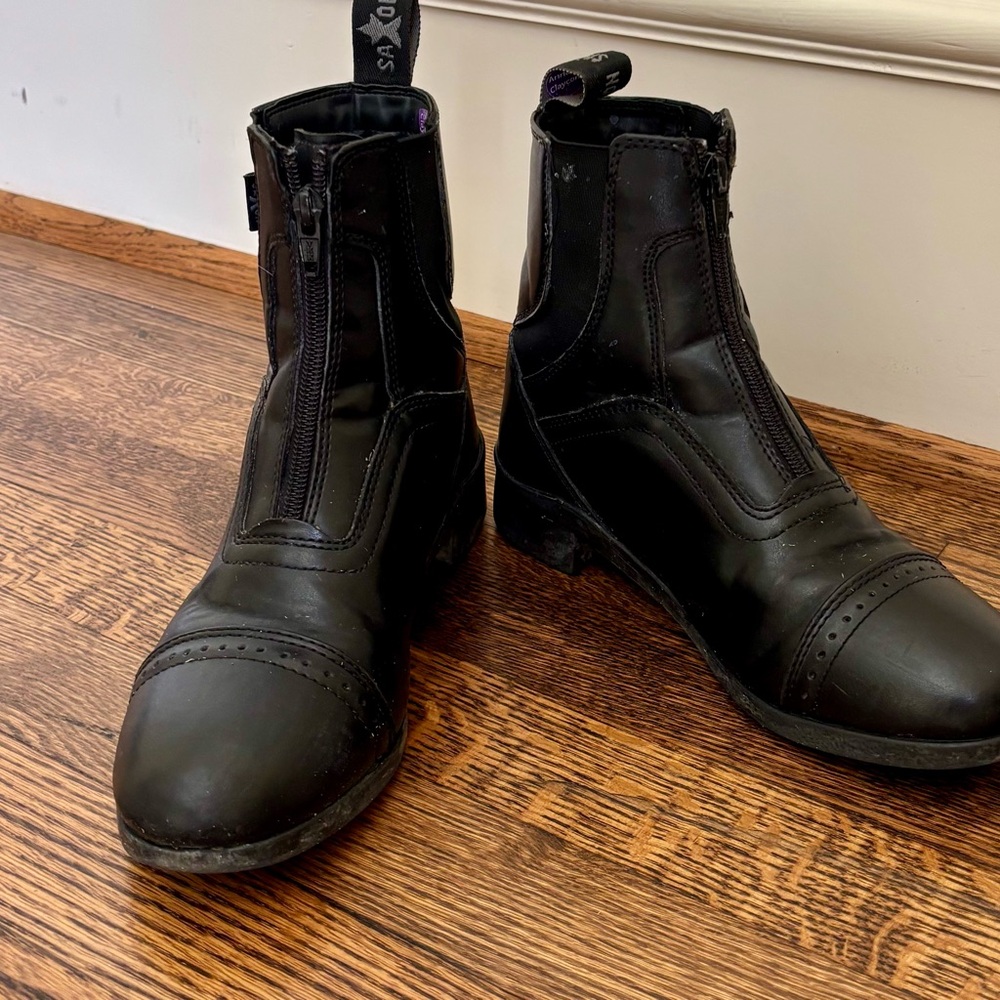 Saxon leather riding boots
